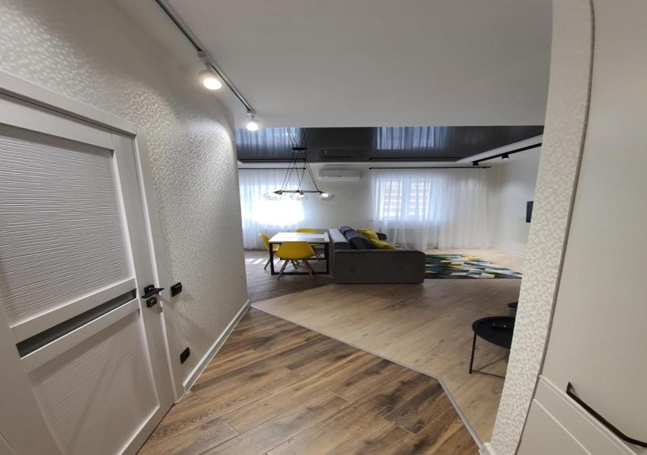 חארקיב New Lux Apartment 2020 מראה חיצוני תמונה